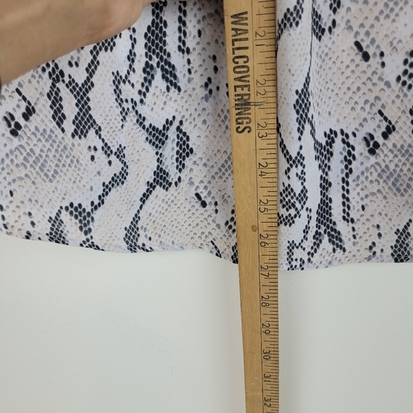 Express Portofino snakeskin ivory pale pink sleeveless collar button up shirt SP - Picture 5 of 11